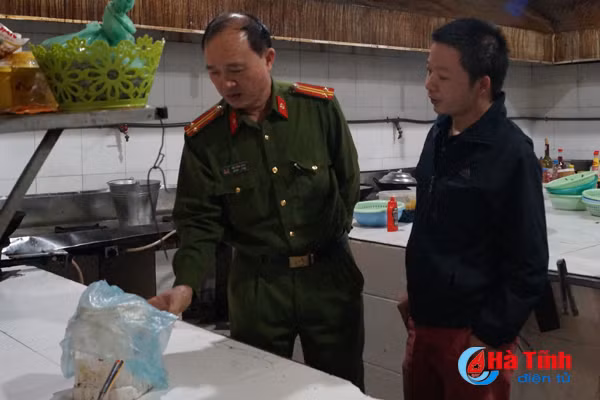 phat hien 2 co so vi pham cac quy dinh ve attp tai tp ha tinh