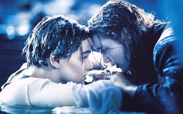 chuyen ve dan nhac choi dan va chim xuong dai duong cung titanic