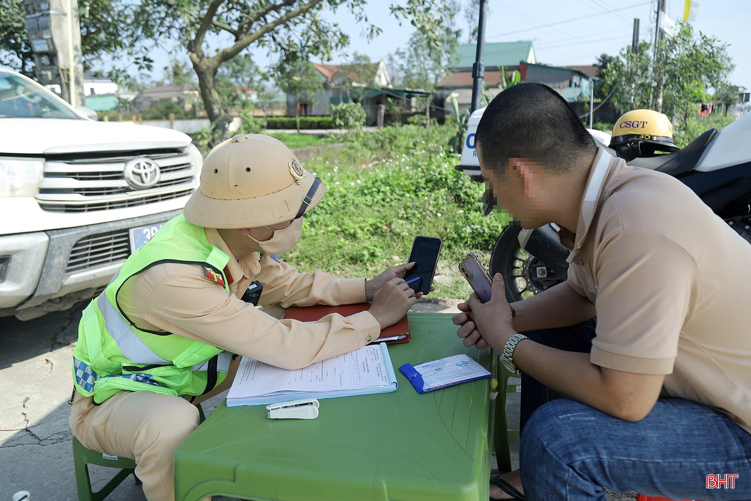 bqbht_br_nong-do-con-2.jpg