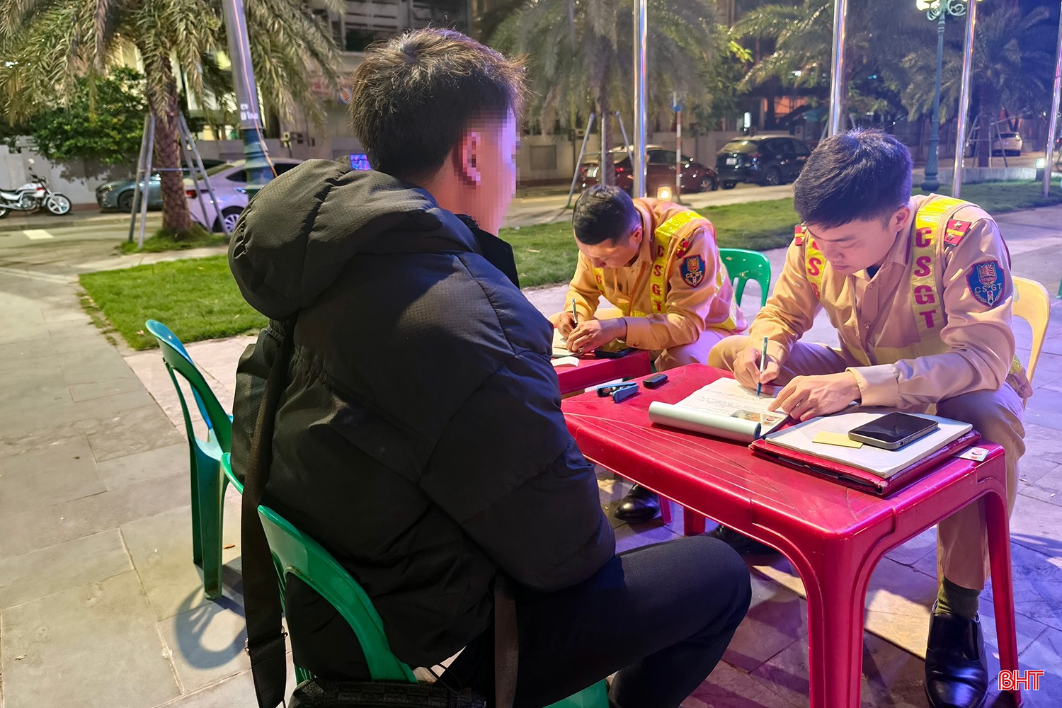 bqbht_br_nong-do-con-23.jpg