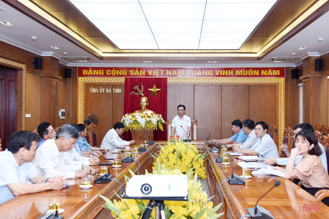 Gặp mặt cán bộ Ban Thường vụ Tỉnh ủy quản lý đến tuổi nghỉ hưu