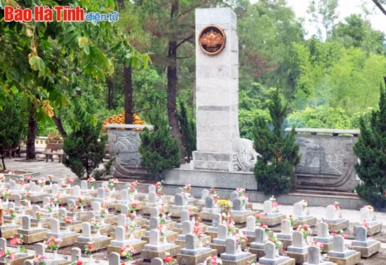 Đi giữa mùa tri ân: Về nơi bất tử ảnh 1