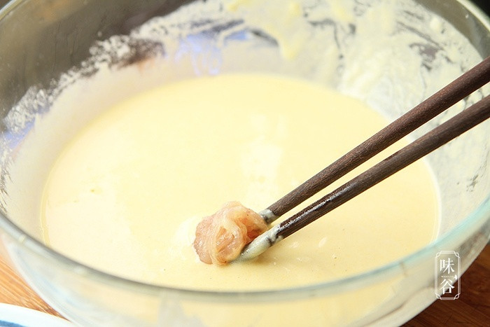 15 phút mẹ làm món ức gà sốt chua ngọt, bé càng ăn càng mê mẩn