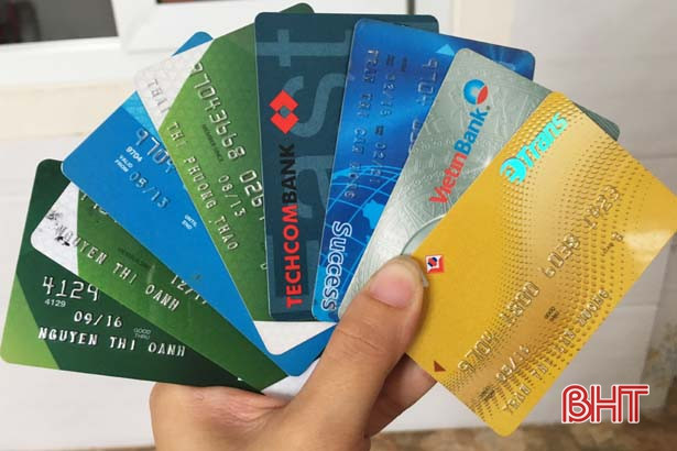 Nhiều ngân hàng ở Hà Tĩnh miễn, giảm phí chuyển tiền liên ngân hàng