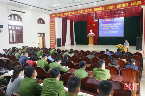 72 đảng viên mới tham gia bồi dưỡng lý luận chính trị