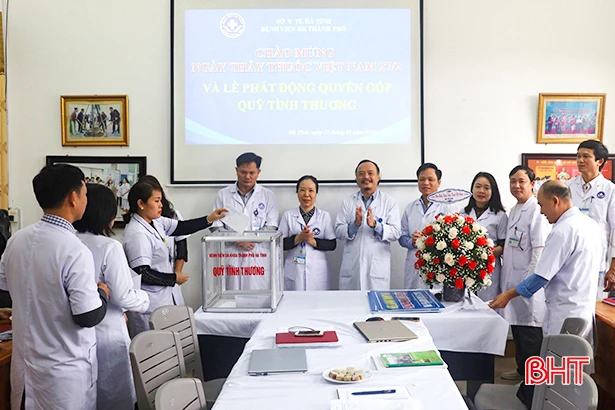 BVĐK TP Hà Tĩnh quyên góp hơn 118 triệu đồng gây Quỹ tình thương nhân kỷ niệm ngày Thầy thuốc Việt Nam