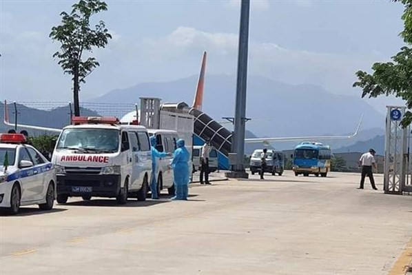 Đà Nẵng đưa một số du khách Hàn Quốc trở về nước vào tối 25/2 hình ảnh 1 Đà Nẵng đưa một số du khách Hàn Quốc trở về nước vào tối 25/2