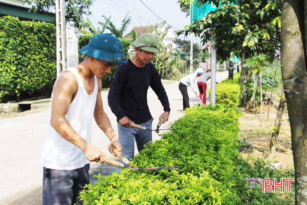 Nghi Xuân ra quân nâng cao các tiêu chí nông thôn mới