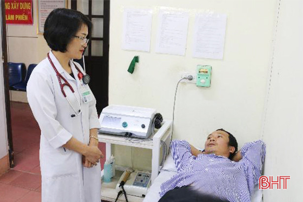 Bác sỹ trẻ Hà Tĩnh đóng góp trí tuệ, tâm huyết chăm sóc sức khỏe nhân dân