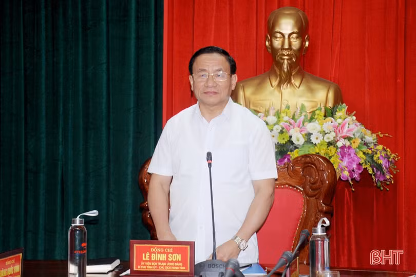 Xây dựng đội ngũ cán bộ đoàn Hà Tĩnh nhiệt huyết - đổi mới - sáng tạo - giữ vững nền tảng tư tưởng của Đảng