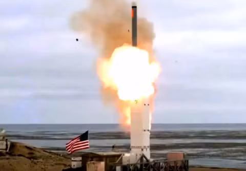 Mỹ tập kịch bản nguy hiểm: Tấn công hạt nhân vào Nga