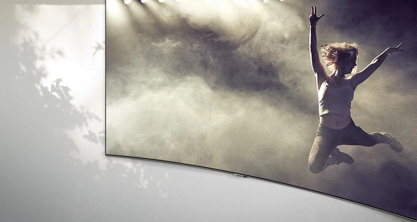 Hòa mình vào âm nhạc là cách hay để thư giãn trong những lúc ở nhà tránh dịch. 4 bí quyết đơn giản để ở nhà nhiều ngày vẫn không nhàm chán