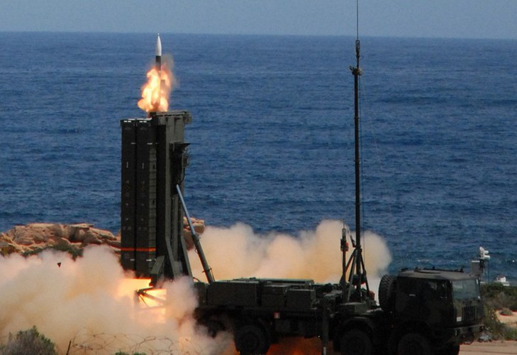 NATO tuyên bố hỗ trợ tên lửa phòng không cho Thổ Nhĩ Kỳ để chống Syria - Nga