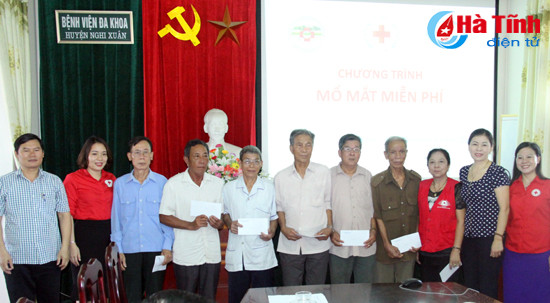 kham mo mat mien phi cho doi tuong chinh sach o nghi xuan