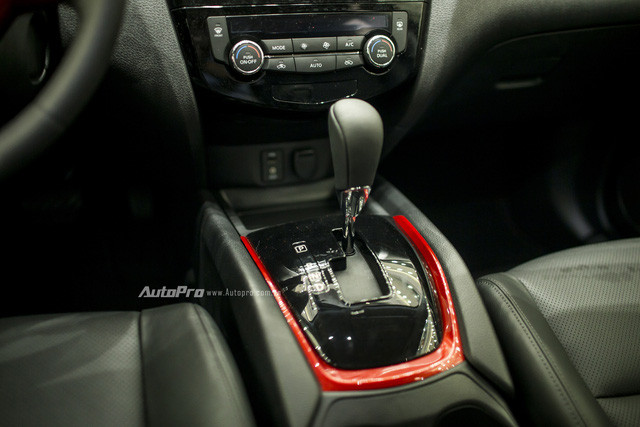 can canh nissan navara phien ban dac biet va nissan x trail phien ban gioi han