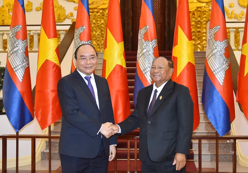 gin giu tai san vo gia cua hai dan toc viet nam campuchia