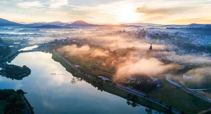 da lat dep nhat trong anh binh minh