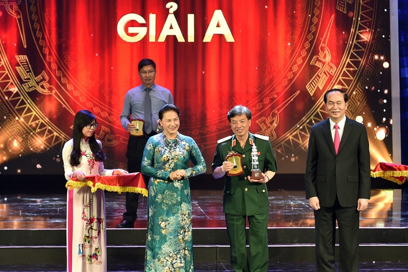 trao giai bao chi quoc gia lan thu xi 2016