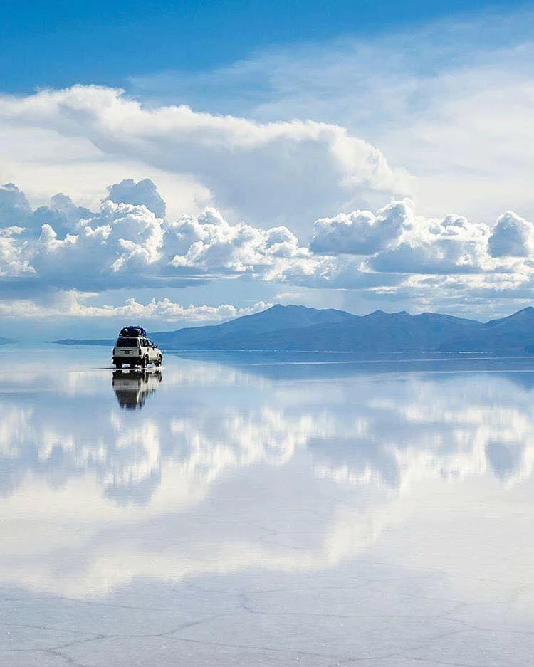 nghet tho vi canh tuong ao den kho tin o bien muoi bolivia