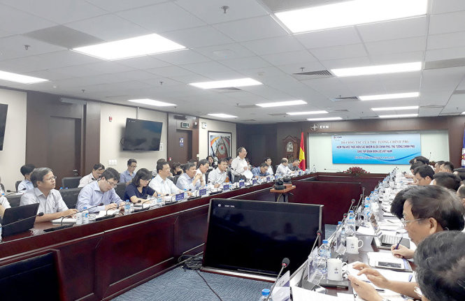 Tổ công tác Chính phủ làm việc với Tập đoàn Điện lực VN chiều ngày 21-6 - Ảnh: N.AN vay den 9 7 ti usd evn tro thanh quan quan no