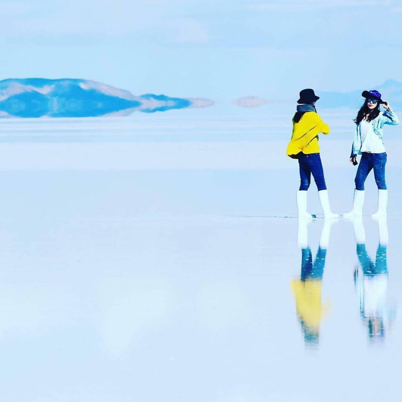 nghet tho vi canh tuong ao den kho tin o bien muoi bolivia