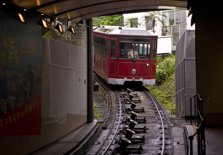 ngo ngang ve hong kong hon ngoc vien dong