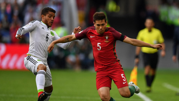 cham diem bo dao nha 2 2 mexico cristiano ronaldo dien tron vai