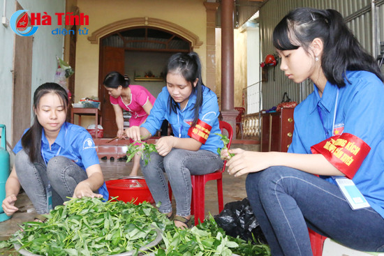 giup sy tu ha nhiet ap luc thi