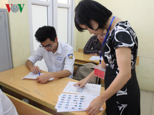 nhin lai ky thi thpt quoc gia 2017 van mong khong con ap luc