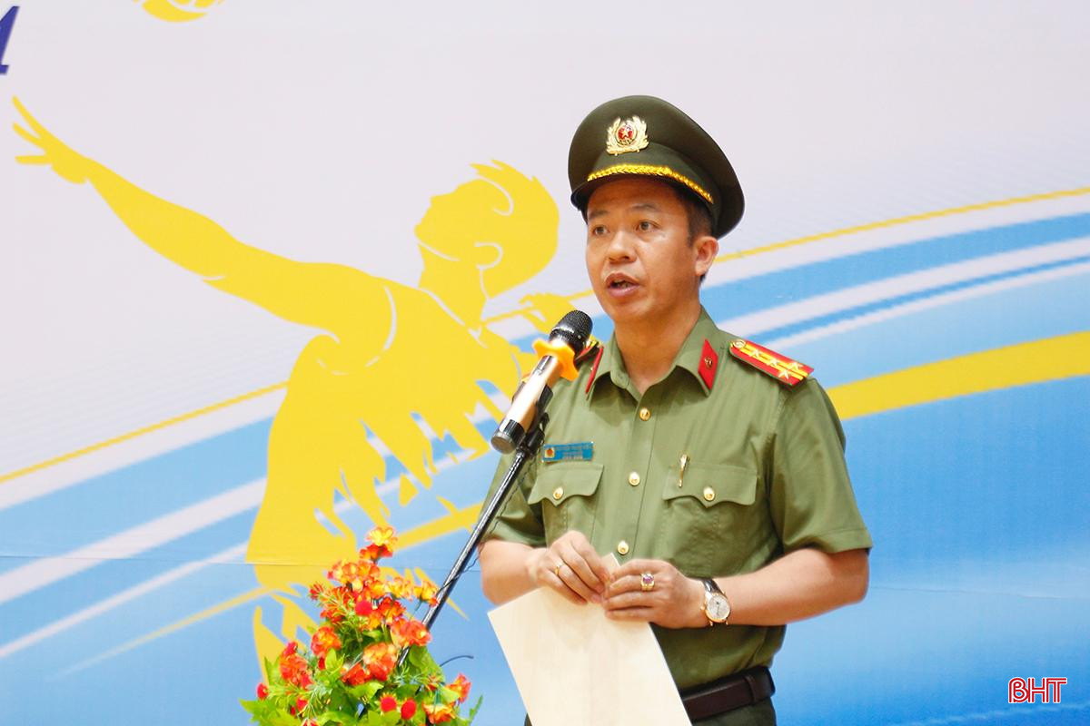 Đại tá Nguyễn Trung Kiên, PGĐ phát biểu khai mạc.jpg