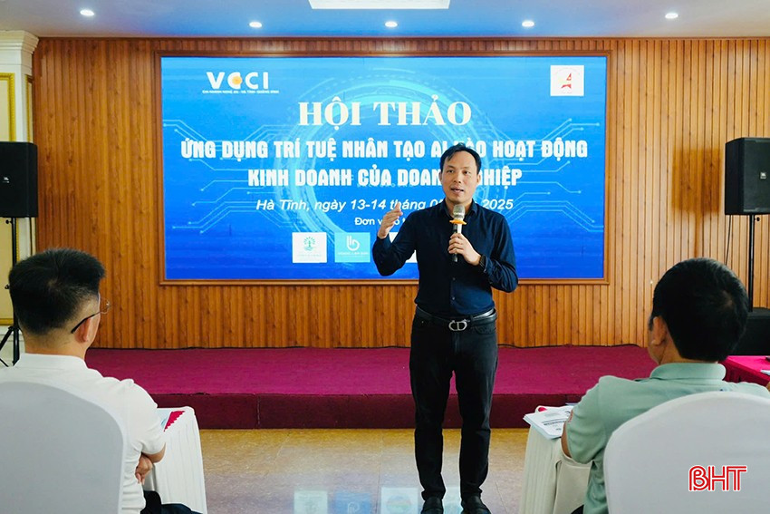 Chuyên gia Bùi Quang Cường – Phó ban Đào tạo Hiệp hội Thương mại điện tử Việt Nam chia sẻ những kiến thức thực tiễn, cập nhật về ứng dụng AI trong doanh nghiệp. bqbht_br_z6596432169270-426bb3fcda830fe96661c822bb57dc2f-2826.jpg