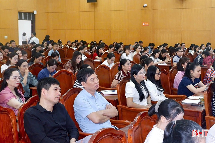 Hội nghị thu hút đông đảo cán bộ ngành thuế, doanh nghiệp tham gia. bqbht_br_z6596682260715-4d060e0b2074fbcdc7510b2050c7bd4b.jpg