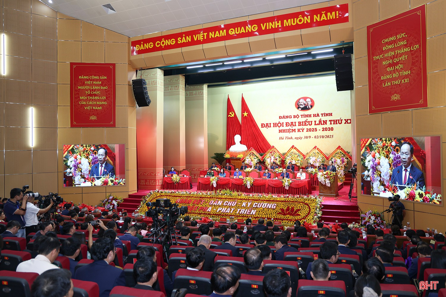 bqbht_br_toan-canh-bi-thu-doc-be-mac.jpg