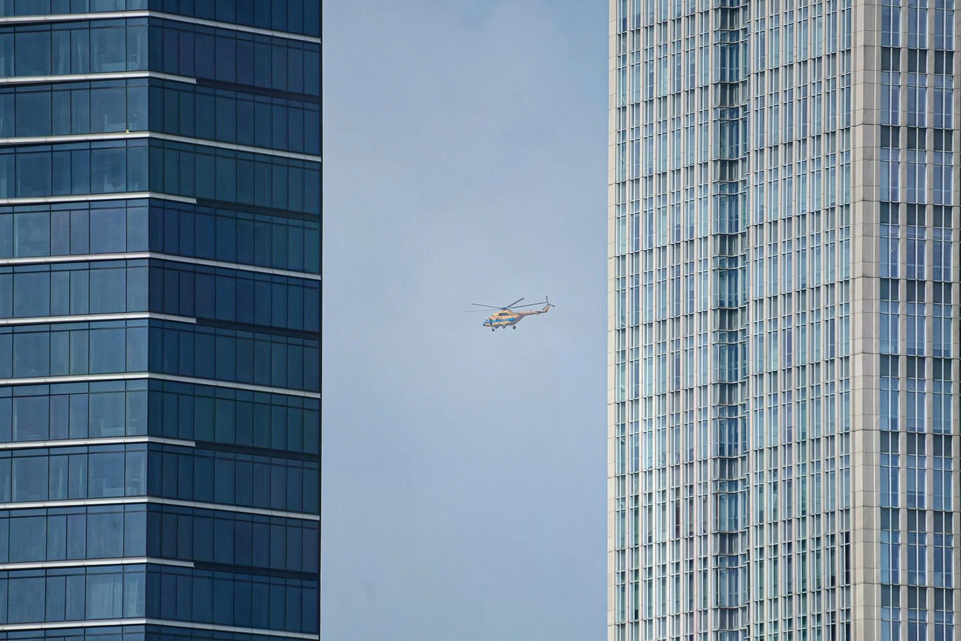 Dự kiến, các đội hình bay sẽ thực hiện tổng duyệt vào trung tuần tháng 4 trước khi tham gia trình diễn chính thức trong lễ kỷ niệm 50 năm Ngày thống nhất đất nước vào sáng 30/4 tại TP.HCM.