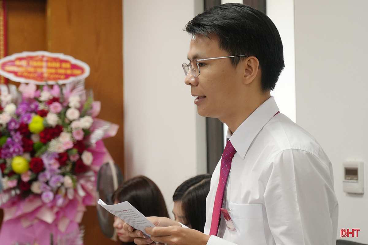 Đảng viên Phạm Trường Chinh phát biểu tham luận tại đại hội. bqbht_br_dsc01571.jpg