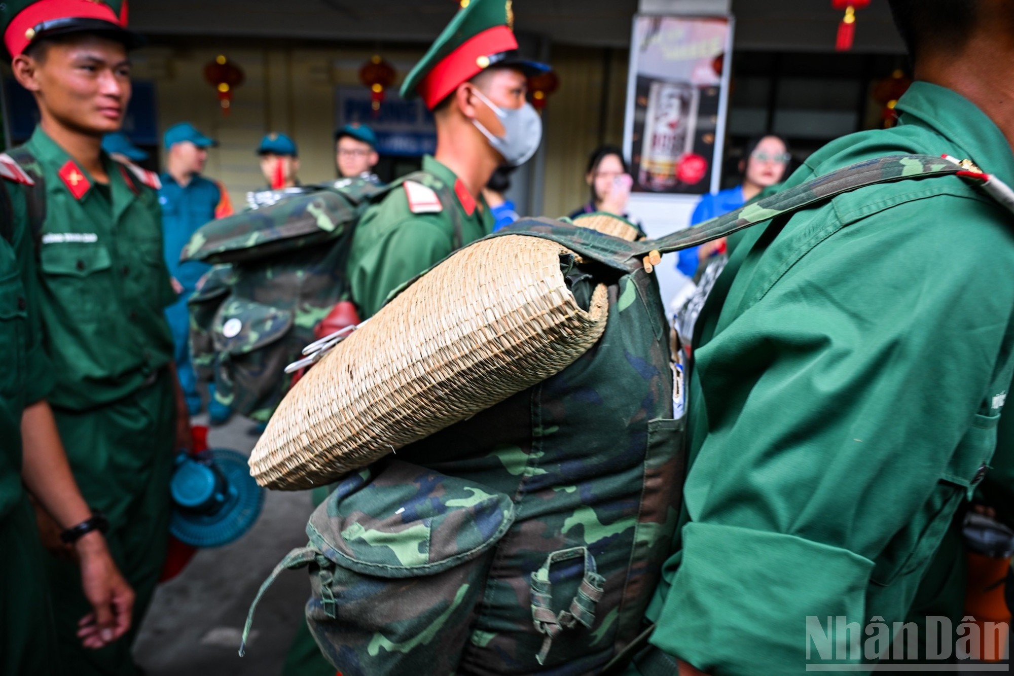 Những "hành trang" đặc biệt của người lính.