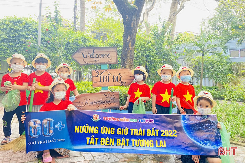 Các bé mầm non Trí Đức hưởng ứng Giờ Trái đất: Vì một hành tinh xanh