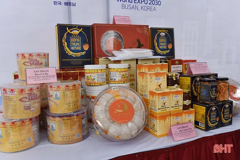Ấn tượng sản phẩm tiêu biểu Hà Tĩnh tại Hội nghị gặp gỡ Hàn Quốc 2022