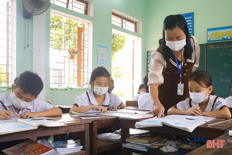 Tổ chức Giải “Báo chí viết về gương người tốt, việc tốt, các điển hình tiên tiến và xây dựng NTM Hà Tĩnh” năm 2022