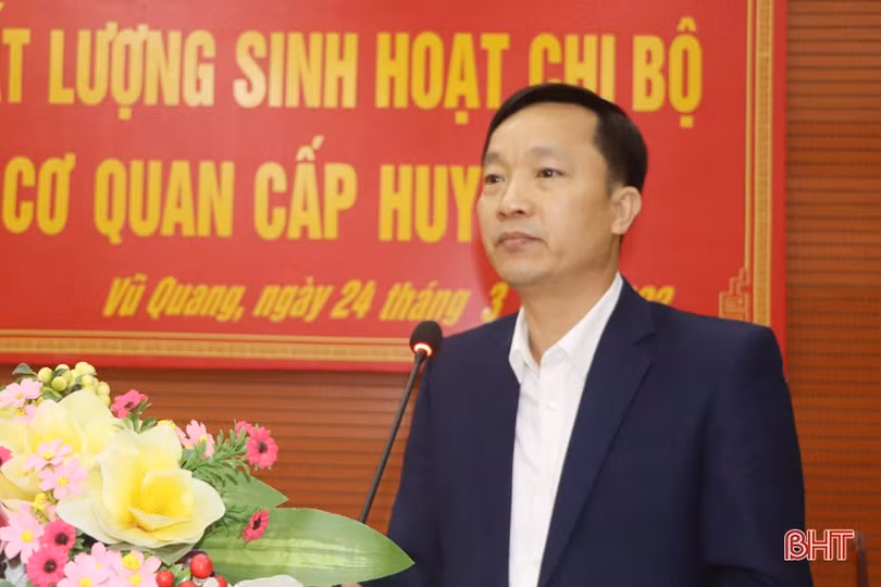 Nâng cao chất lượng sinh hoạt chi bộ khối cơ quan cấp huyện ở Vũ Quang