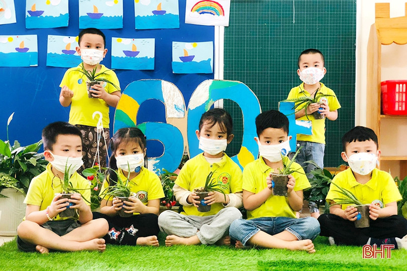 Các bé mầm non Trí Đức hưởng ứng Giờ Trái đất: Vì một hành tinh xanh