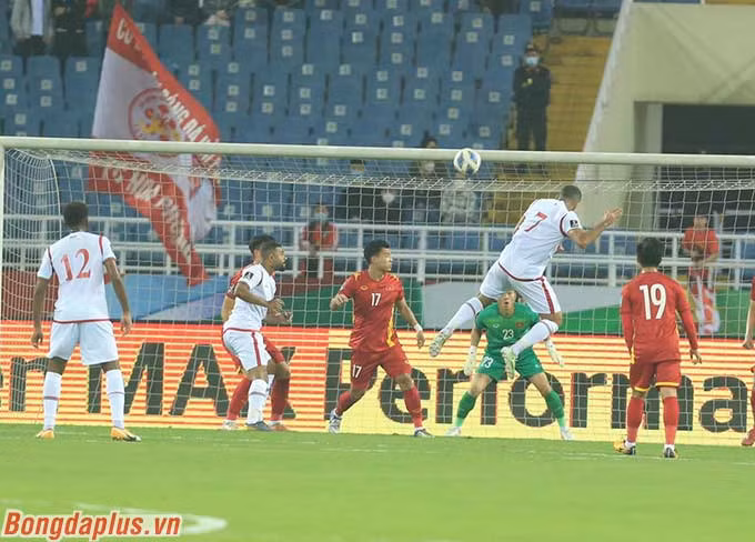 Tuyển Việt Nam thua đáng tiếc trước Oman