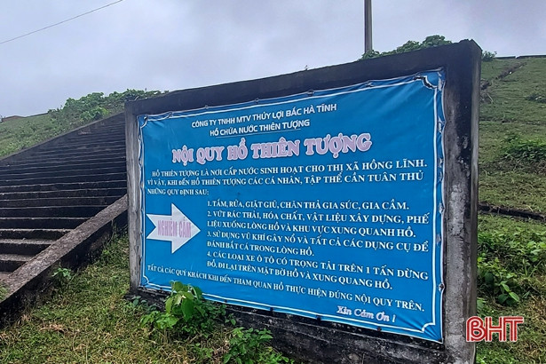 Lên ngắm hồ Thiên Tượng hay lên... xả rác?!