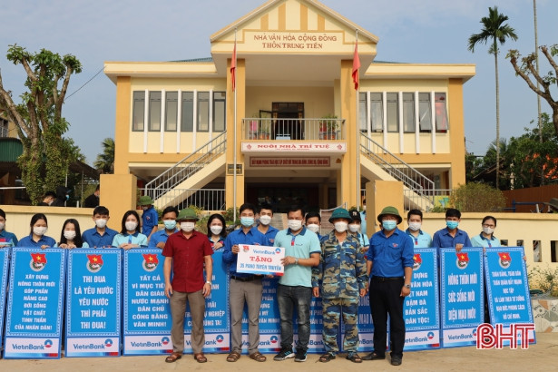 Tuổi trẻ VietinBank Hà Tĩnh ra quân hưởng ứng “Ngày chủ nhật xanh”