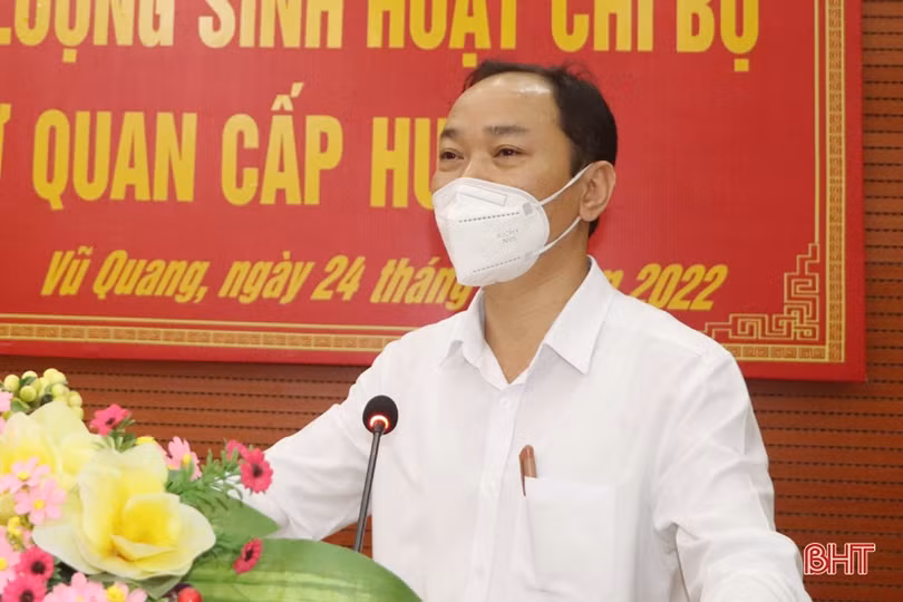 Nâng cao chất lượng sinh hoạt chi bộ khối cơ quan cấp huyện ở Vũ Quang