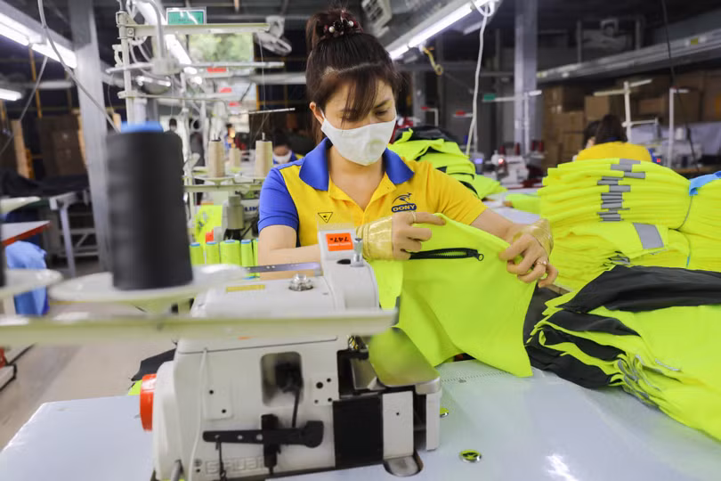 Nới trần làm thêm lên tối đa 60 giờ mỗi tháng