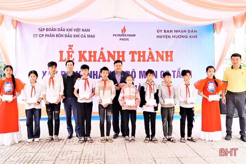 Trường học vùng rốn lũ Hương Khê có công trình nhà học trị giá 5,8 tỷ đồng