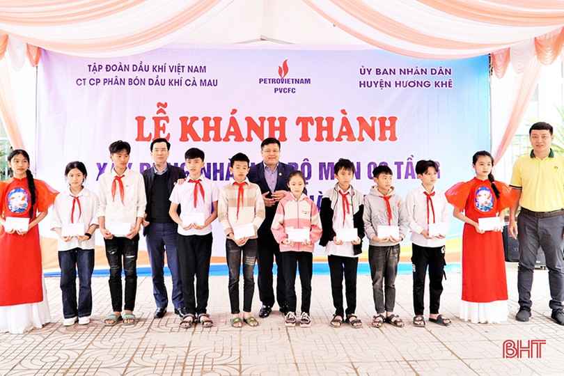 Trường học vùng rốn lũ Hương Khê có công trình nhà học trị giá 5,8 tỷ đồng