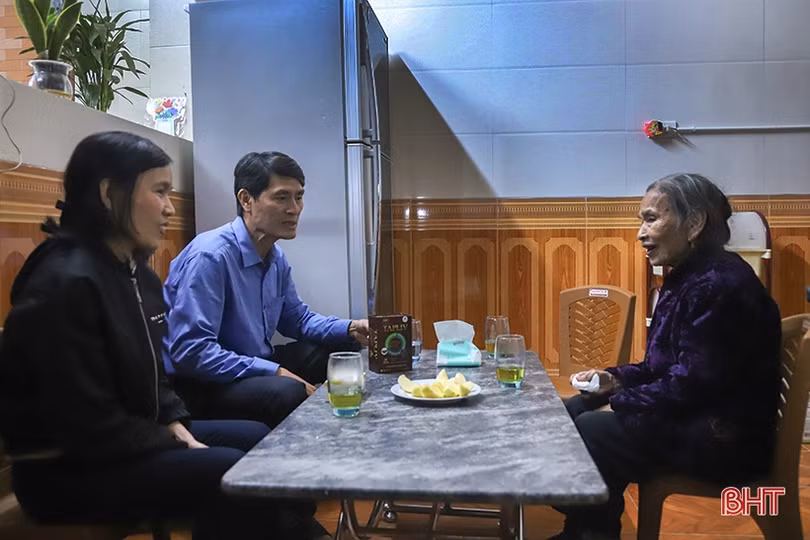 Nữ điều dưỡng giỏi việc nước, đảm việc nhà