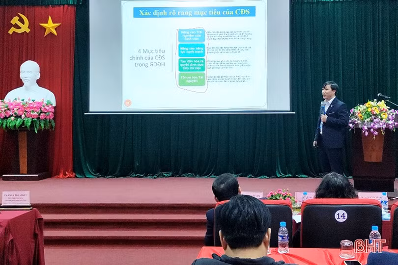 Đại học Hà Tĩnh bàn giải pháp thúc đẩy chuyển đổi số